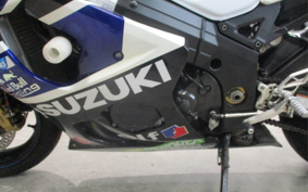 SUZUKI GSX-R1000 2004 BZ111