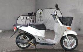 HONDA TOPIC AF38