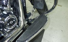 HARLEY FLBS 1870 2023