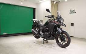 SUZUKI Vｽﾄﾛｰﾑ250A 2022