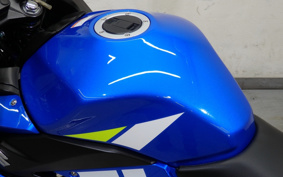 SUZUKI GSX250R DN11A