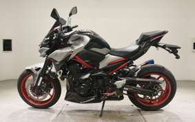 KAWASAKI Z900 Gen.2 2024 ZR900B