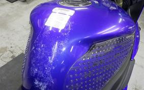 YAMAHA YZF-R1 2004