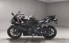 YAMAHA YZF-R1 2010 RN19