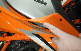 KTM 1290 SUPER DUKE R EVO 2014