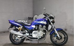 YAMAHA XJR1300 RP03J