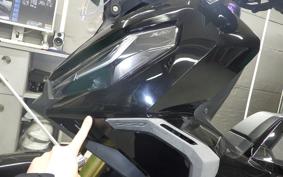 HONDA X-ADV 750 2021