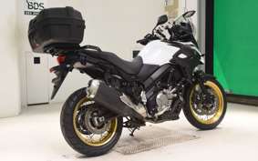 SUZUKI DL650 ( V-Strom 650 ) XTA 2021 C733A