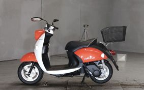 YAMAHA E- VINO  SY11J