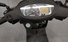 SUZUKI GSR125 UTD41