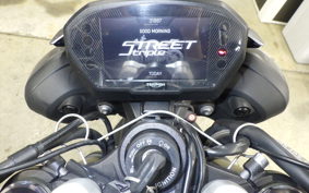 TRIUMPH STREET TRIPLE RS 2023