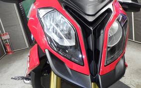 BMW S1000XR 2020