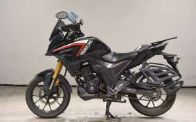 HONDA CB200X 2025