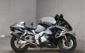 SUZUKI GSX-1300R HAYABUSA 2004 GW71A