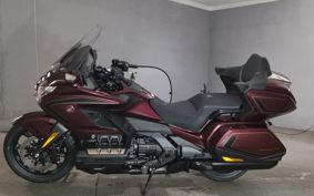 HONDA GL1800 TOUR DCT SC79