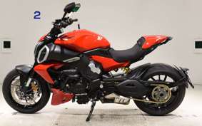 DUCATI DIAVEL V4 2023