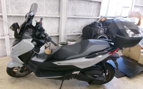 HONDA FORZA 250 MF17