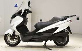 SUZUKI SKYWAVE 200 (Burgman 200)