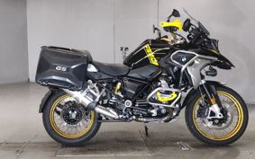 BMW R1250GS 2022 0M01