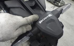 HONDA CBR650R E-Clutch 2024 RH17