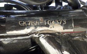 SUZUKI INAZUMA 400 (GSX400) GK7BA