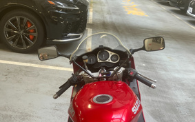 SUZUKI GSX-R1100 1999 GU75A