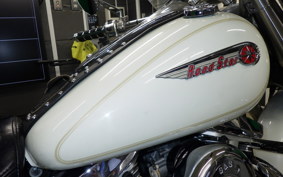 YAMAHA XV1600A ROADSTAR 2000
