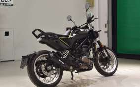 HUSQVARNA SVARTPILEN 401 2019