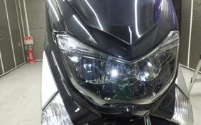 YAMAHA N-MAX