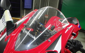 HONDA CBR250RR A 1999 MC51