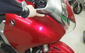 HONDA VFR1200F DCT 2010 SC63