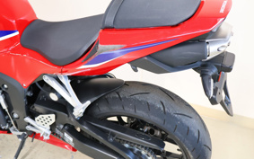 HONDA CBR600RR ABS 2025 PC40
