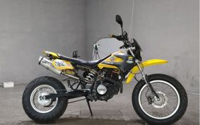 YAMAHA TW225 DG09J