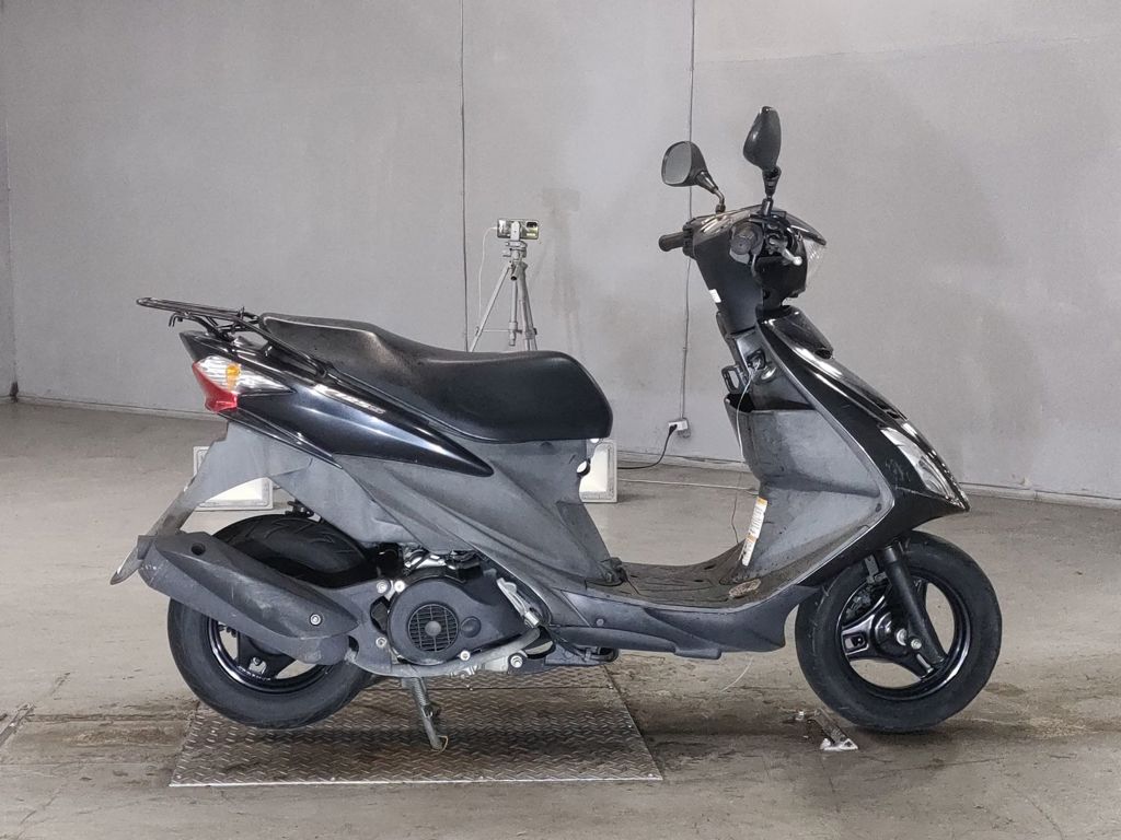 Фото Suzuki ADDRESS V125 с японского аукциона