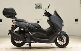 YAMAHA N-MAX 2002 SEG6J