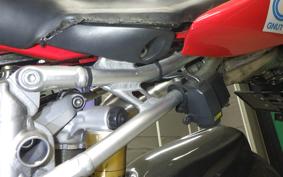 DUCATI 999  MONOPOSTO 2004