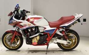 HONDA CB1300SB SUPER BOLDOR A 2018 SC54