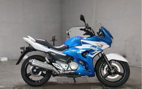 SUZUKI GSR250F GJ55D