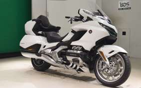 HONDA GL 1800 GOLD WING TOUR DCT SC79