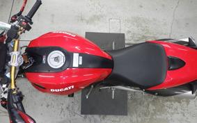 DUCATI DUCATI M1100S 2011