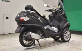 PIAGGIO MP3 250
