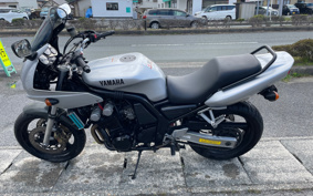 YAMAHA FZ400 1997 4YR