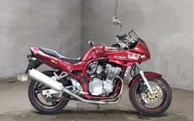 SUZUKI GSF750 2000 GR7EA