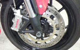 TRIUMPH SPEED TRIPLE 2011