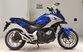 HONDA NC750X A 2016 RC90