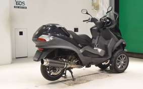 PIAGGIO MP3 250