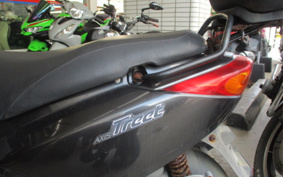 YAMAHA AKUSHI STREET SE53J