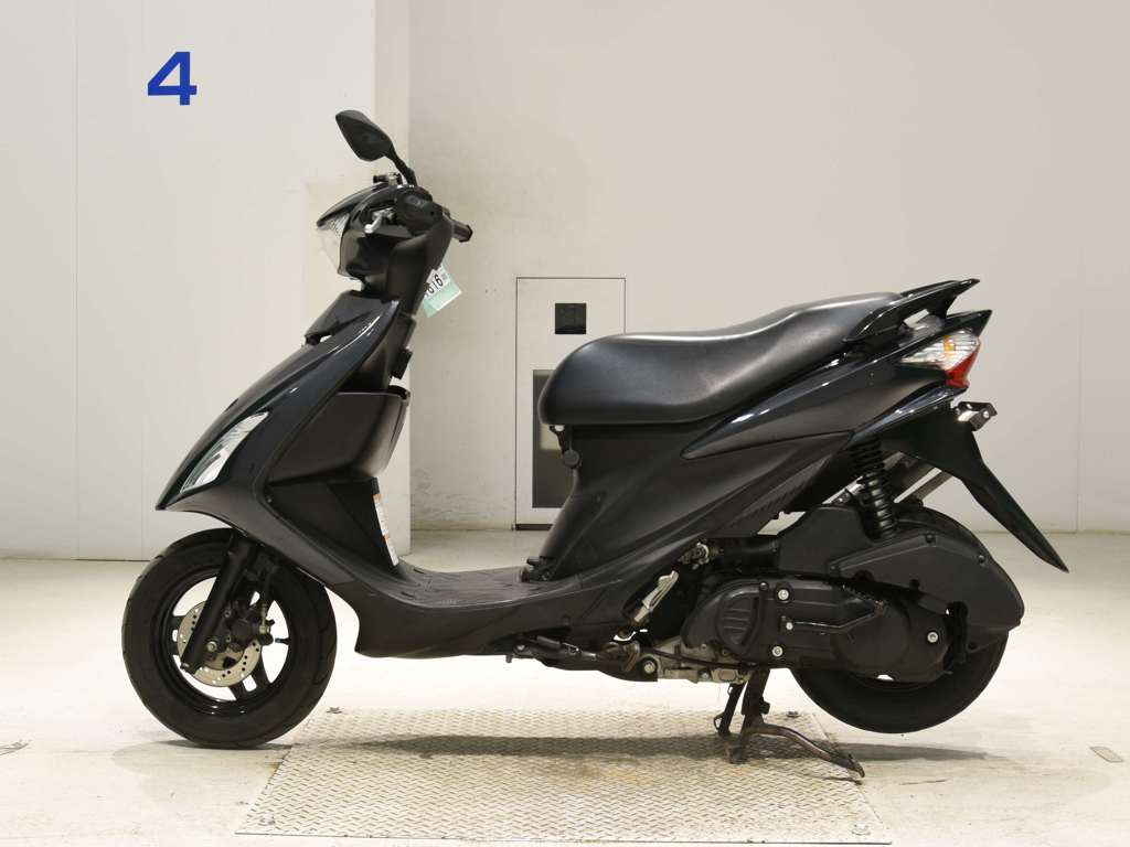 Фото Suzuki ADDRESS V125 S 2007 с японского аукциона