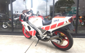 YAMAHA TZR250 1KT