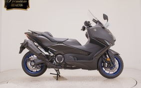 YAMAHA T-MAX 560 2026 SJ21J